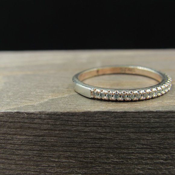 Size 6.5 Silver & Copper Tone Thin CZ Stone Band Ring Vintage - Picture 3 of 7